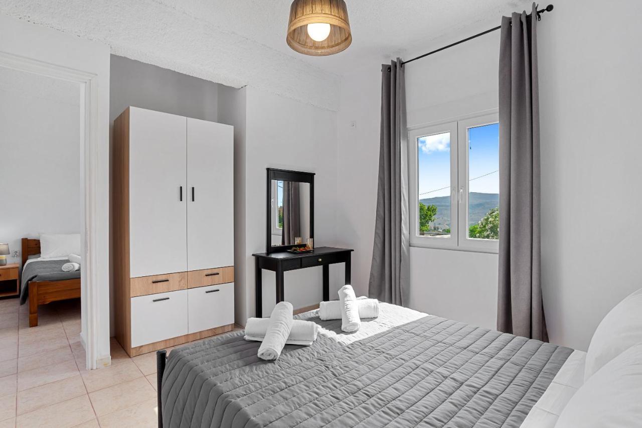 Bella-Maria At Aptera With Mountain And Sea View !! Chania  Екстер'єр фото