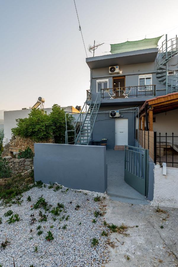 Bella-Maria At Aptera With Mountain And Sea View !! Chania  Екстер'єр фото