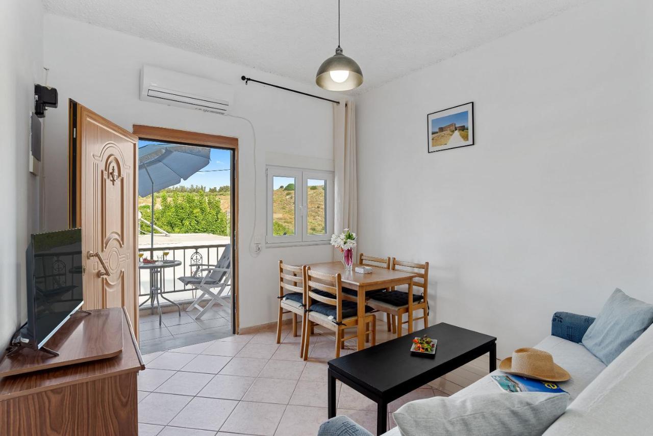 Bella-Maria At Aptera With Mountain And Sea View !! Chania  Екстер'єр фото